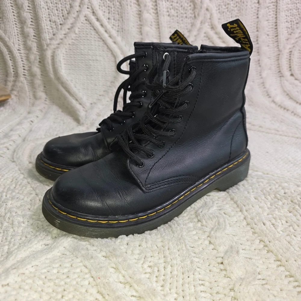 Dr. Martens 1460 Delaney Black Leather‎ Lace Up Side Zip Boots Kids 3 Good